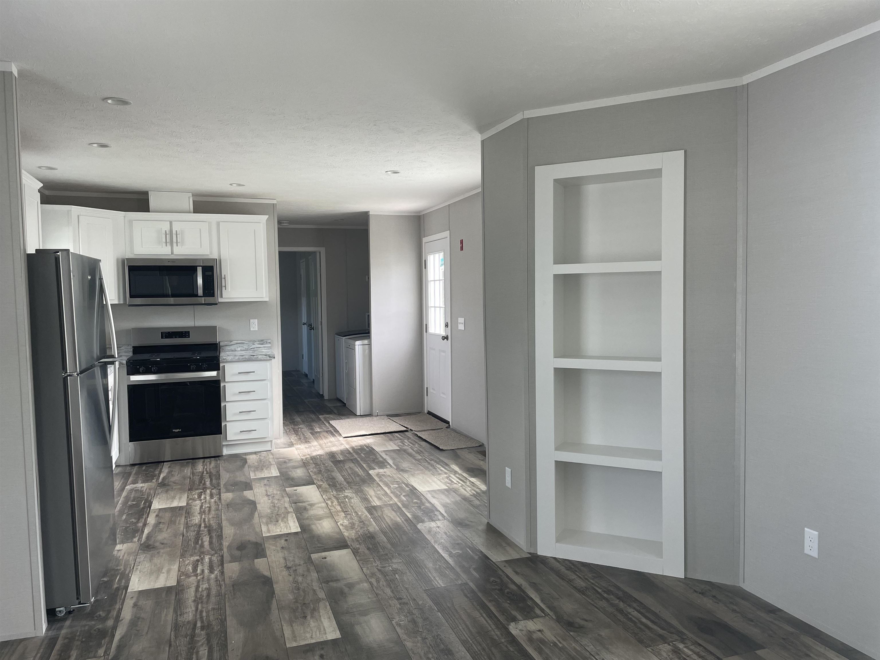 62 Steve Street Lyndon, VT 05851 - Photo 2 of 14