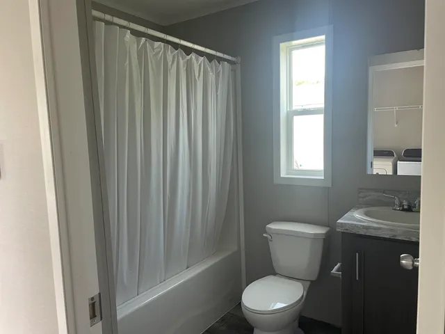 $99,779 | 62 Steve Street, Lyndon, VT 05851