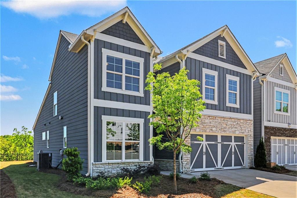 290 Lakeside Place Canton, GA 30114 - Photo 3 of 33