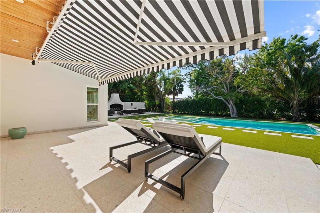 1949 Alamanda Drive Naples, FL 34102 - Photo 28 of 47