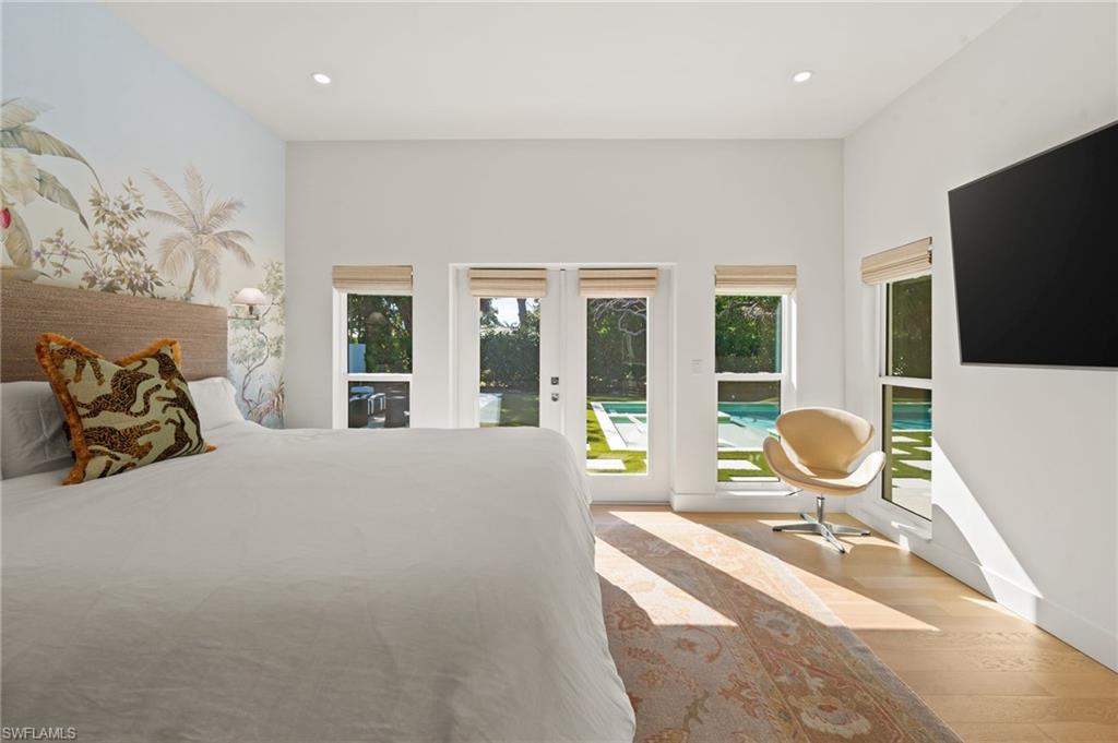 1949 Alamanda Drive Naples, FL 34102 - Photo 31 of 47