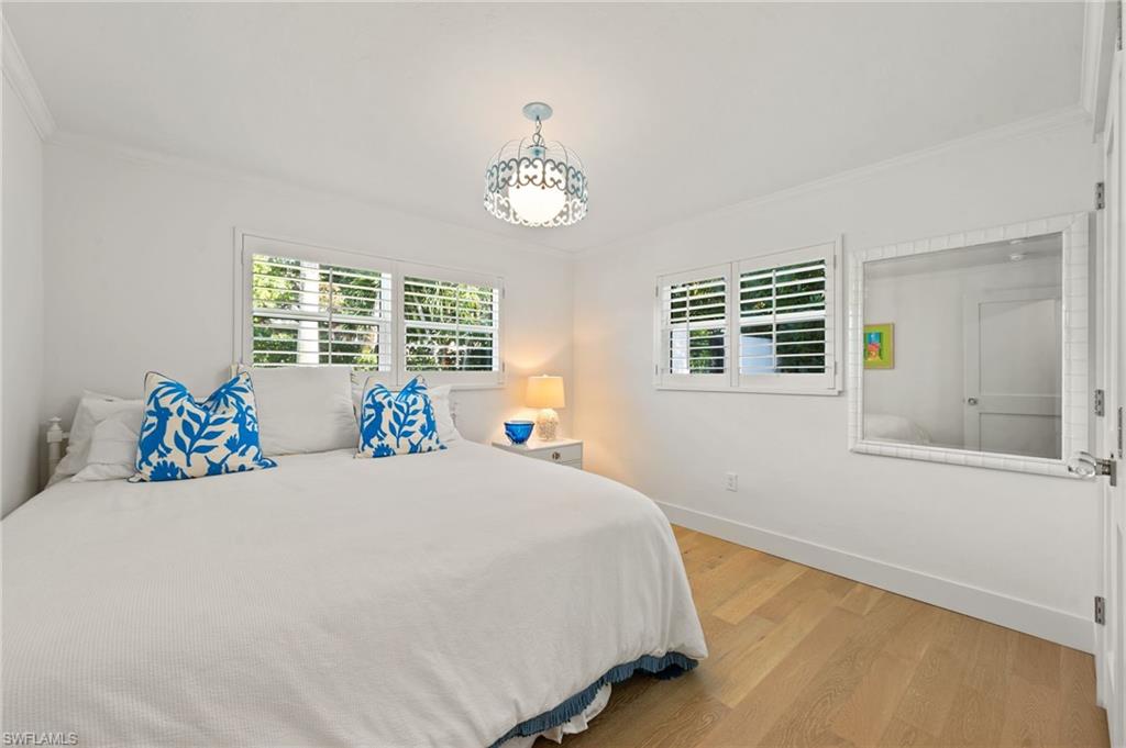 1949 Alamanda Drive Naples, FL 34102 - Photo 35 of 47