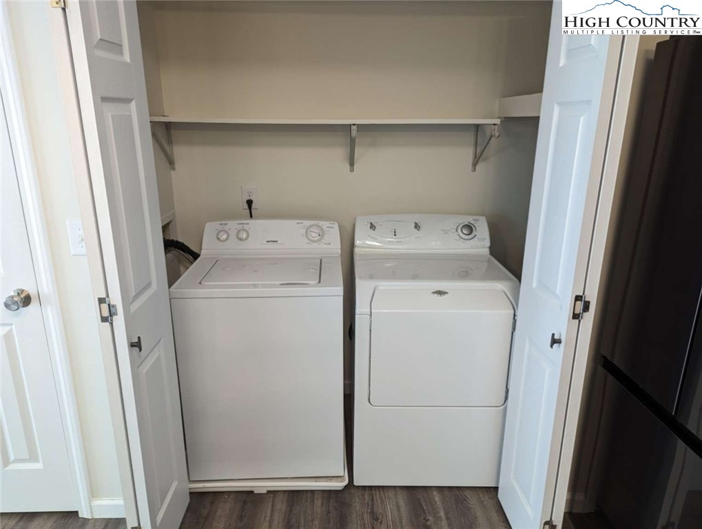 25 Meadow Loop Newland, NC 28657 - Photo 19 of 35 a utility room with dryer and washer