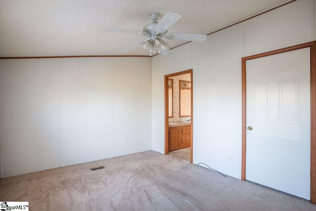 511 Valleybrook Lane Greer, SC 29651 - Photo 11 of 33 Gallery Image 11