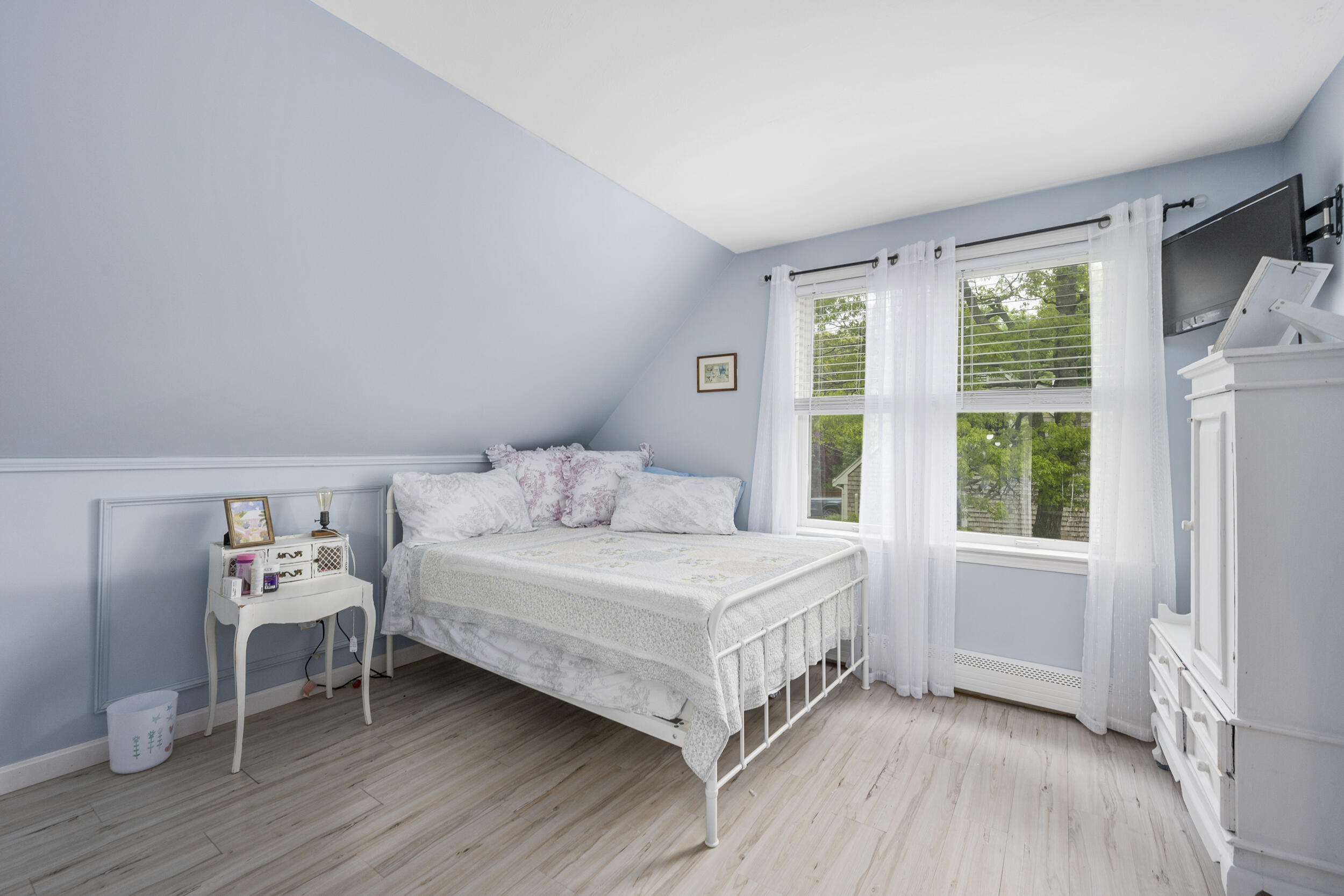 12 Anthony Drive Hyannis, MA 02601 - Photo 21 of 34 a bedroom with a bed and a window