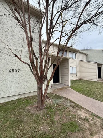 $102,500 | 4507 Carter Creek Parkway, Unit 7, Bryan, TX 77802