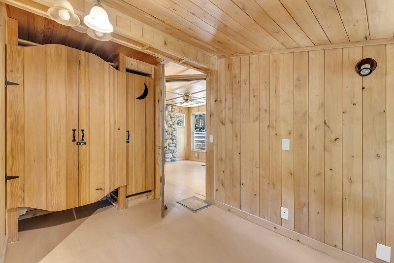 27240 Saunders Meadow Road Idyllwild, CA 92549 - Photo 28 of 51 a view of a bathroom with a shower