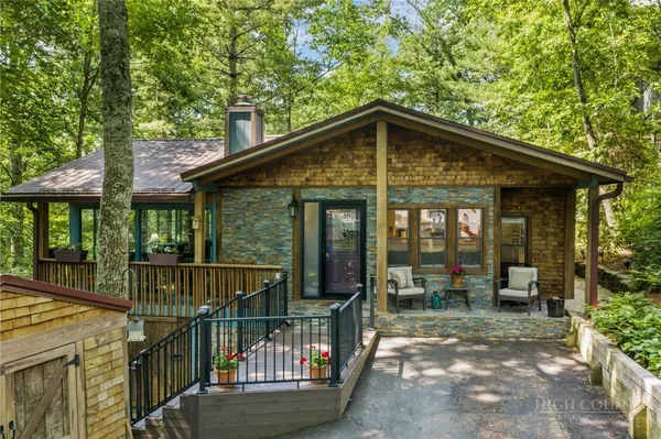 $399,000 | 180 Longview Road, Newland, NC 28657