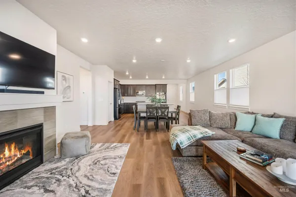 $549,000 | 212 East Arimo Street, Meridian, ID 83642