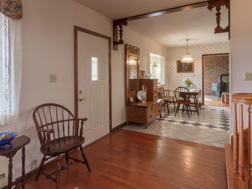 419 Pemaquid Harbor Road Pemaquid, ME 04558 - Photo 10 of 34 Living room towards breakfast area...