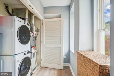 $699,900 | 3240 Hiatt Place Northwest, Unit 4, Washington, DC 20010