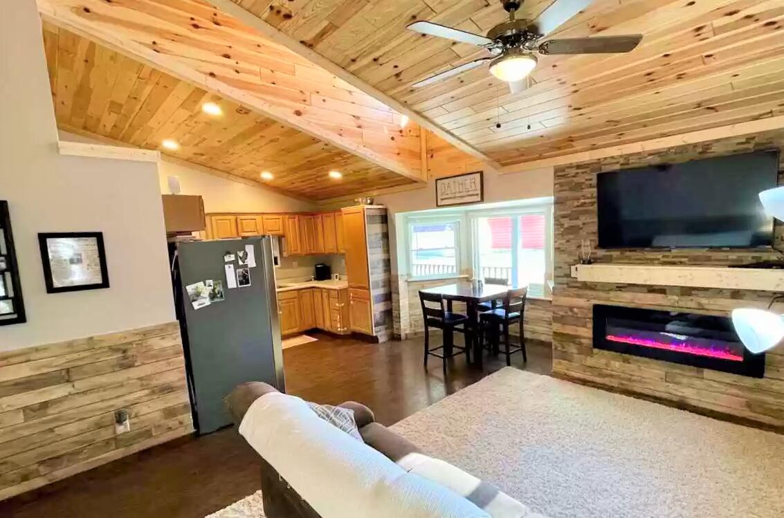 1762 3 Rivers Road Gladwin, MI 48624 - Photo 3 of 3 Gallery Image 3