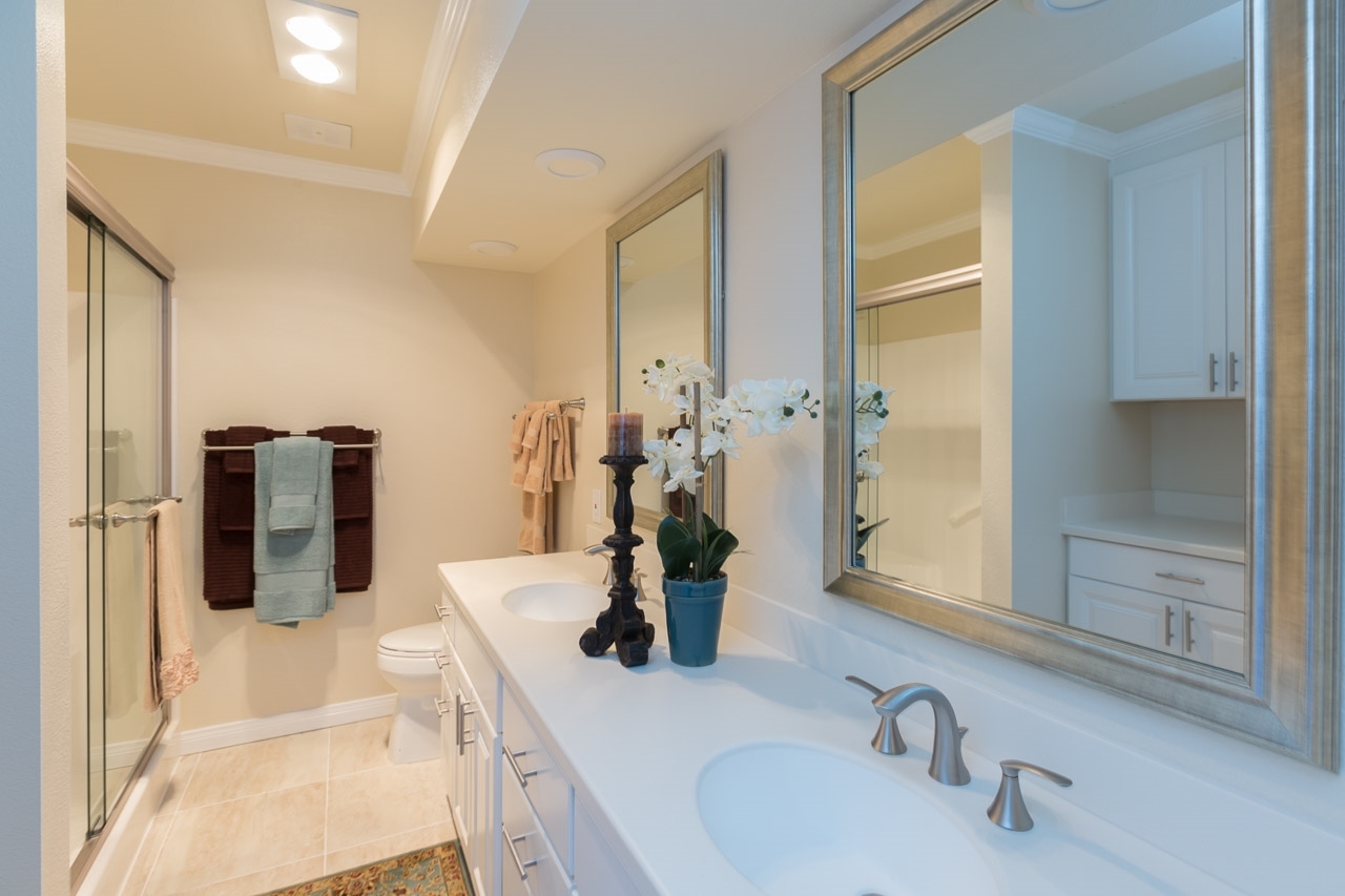 12516 Rios Road San Diego, CA 92128 - Photo 14 of 20