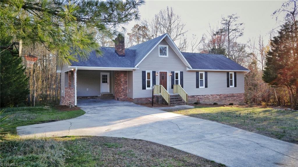 2873 Frye Bridge Road Clemmons, NC 27012 - Photo 2 of 30 Gallery Image 2