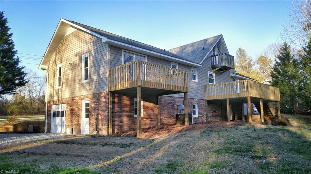 2873 Frye Bridge Road Clemmons, NC 27012 - Photo 3 of 30 Gallery Image 3