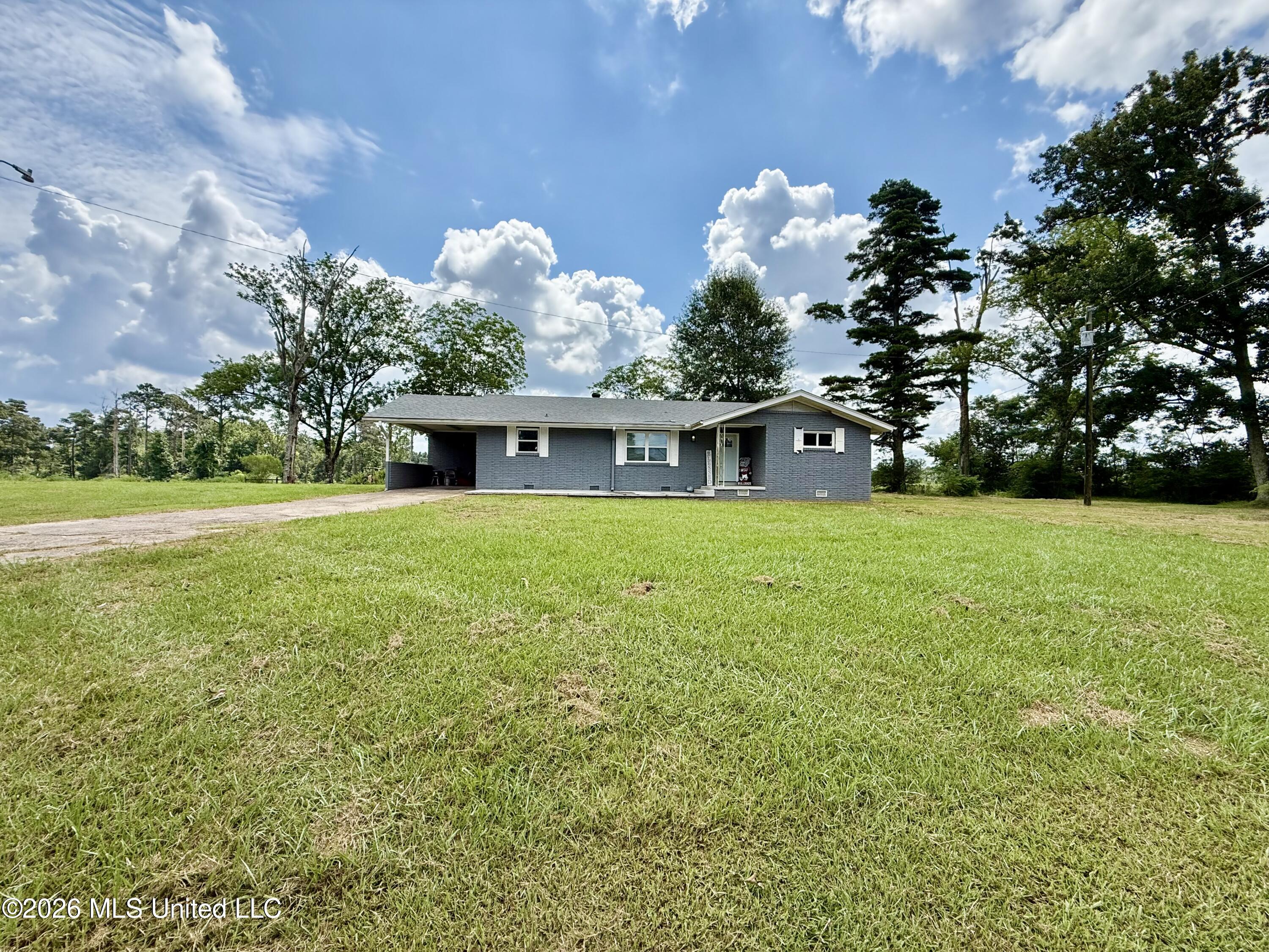 18592 Highway 35 Mize, MS 39116 - Photo 1 of 21 IMG_3484