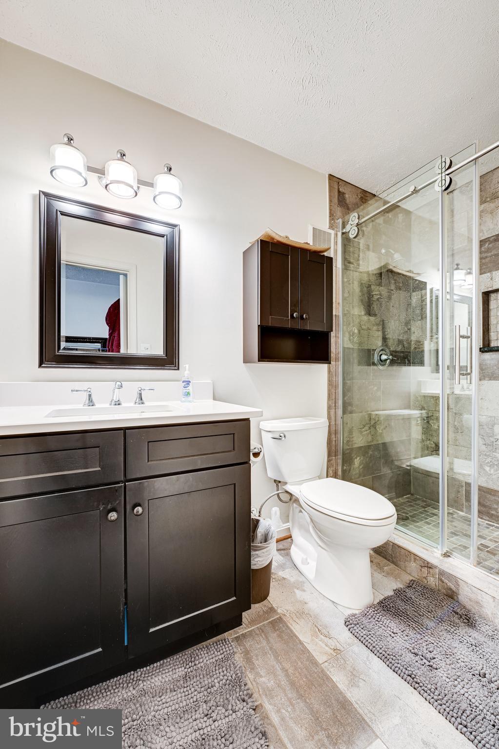 10130 Oakton Terrace Road, Unit 10130 Oakton, VA 22124 - Photo 14 of 33