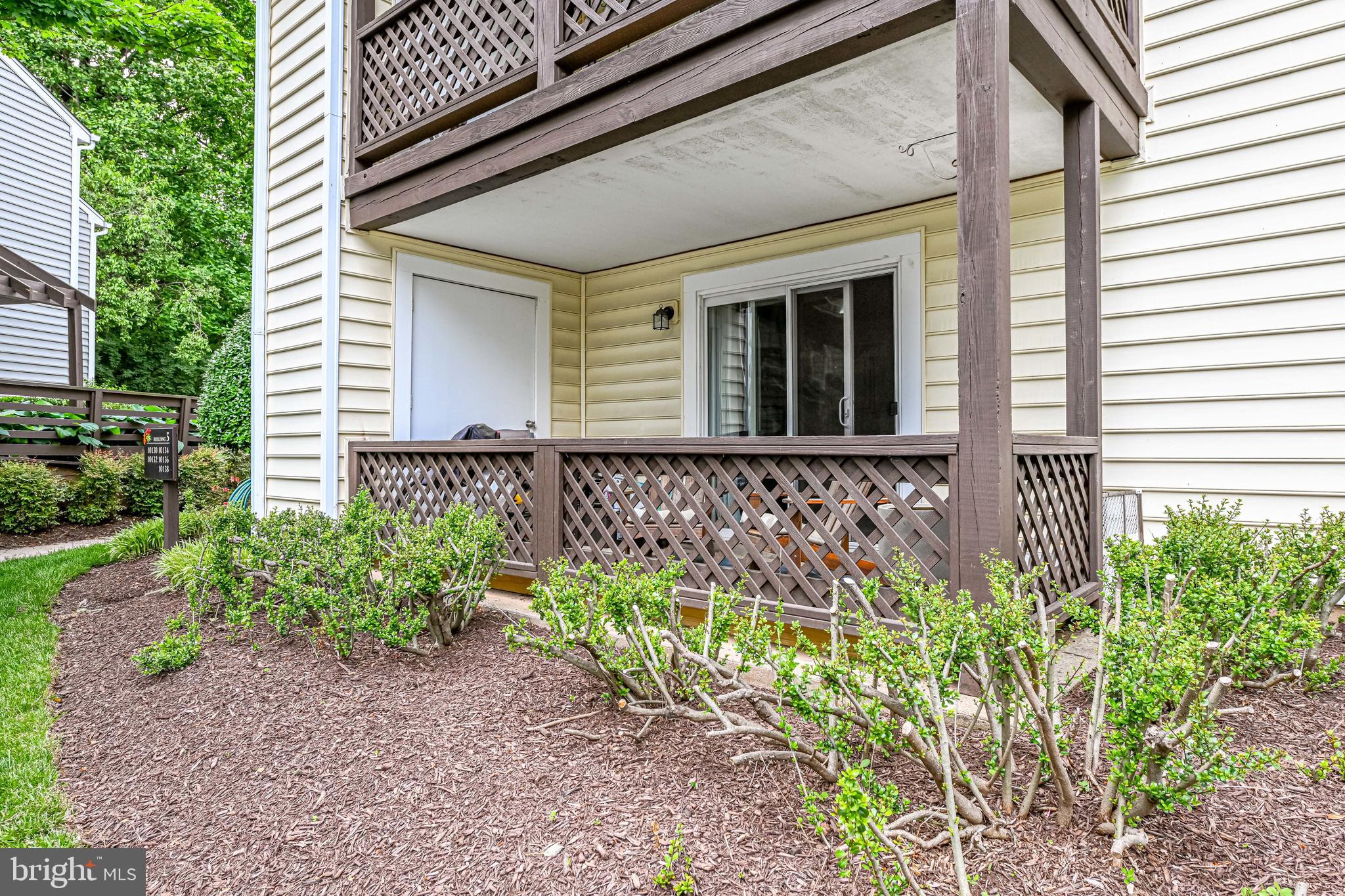 10130 Oakton Terrace Road, Unit 10130 Oakton, VA 22124 - Photo 4 of 33
