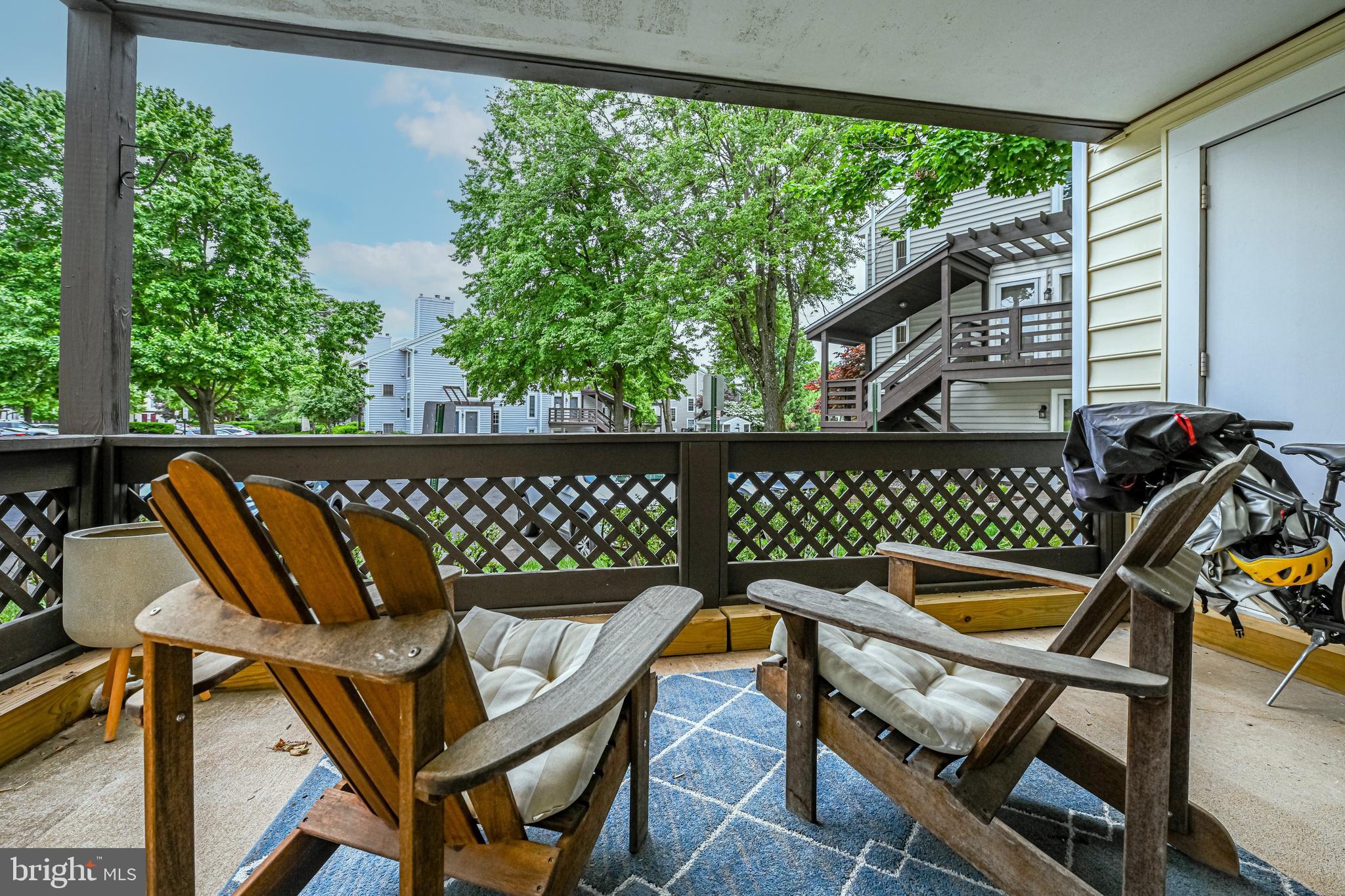 10130 Oakton Terrace Road, Unit 10130 Oakton, VA 22124 - Photo 5 of 33
