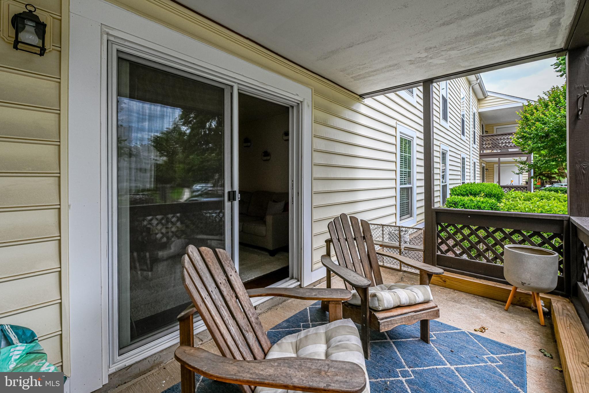 10130 Oakton Terrace Road, Unit 10130 Oakton, VA 22124 - Photo 6 of 33