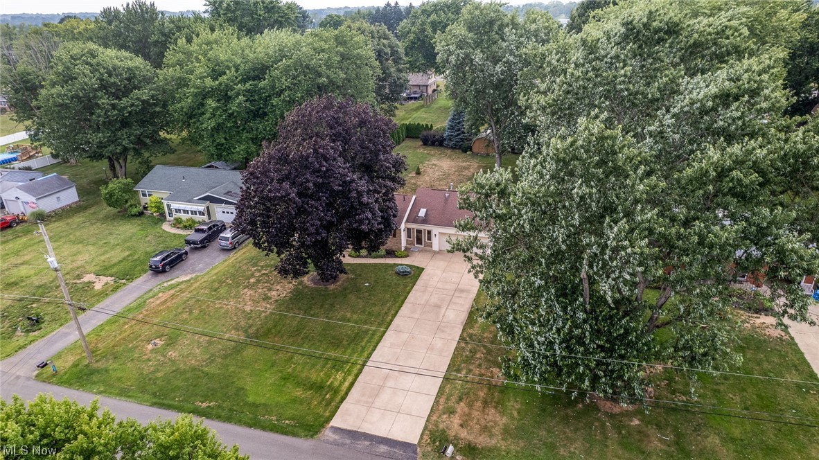 6105 Firestone Road Northeast Canton, OH 44721 - Photo 3 of 35 Gallery Image 3