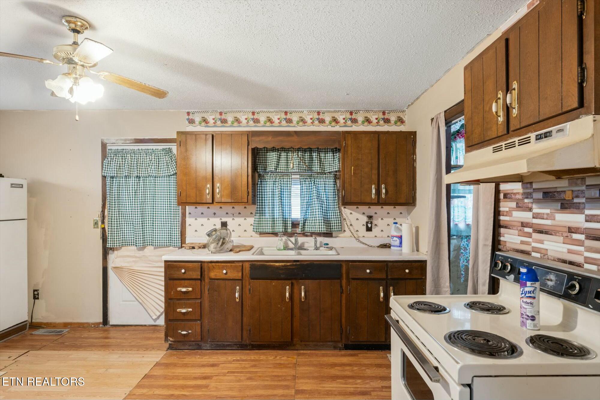 420 Ivy Moore Circle Decatur, TN 37322 - Photo 5 of 23 tempImage7SMRQ7