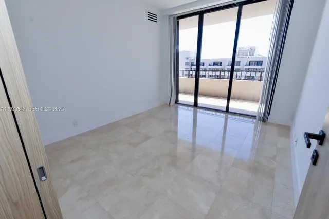 $10,500 | 251 Crandon Boulevard, Unit 1228, Key Biscayne, FL 33149