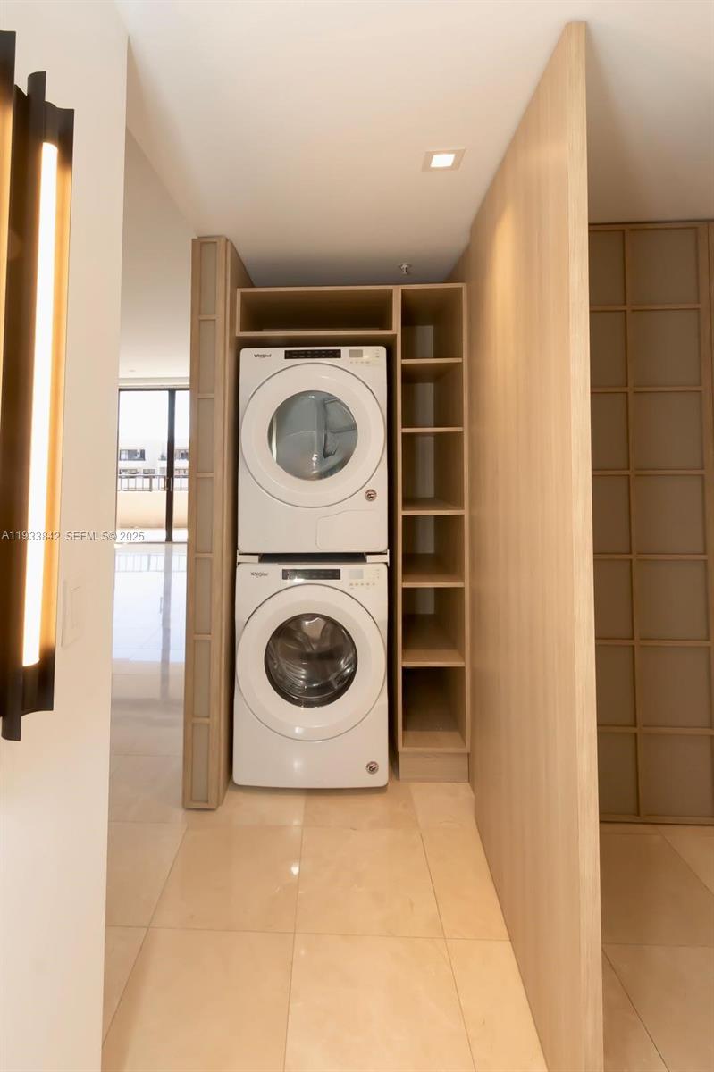 251 Crandon Boulevard, Unit 1228 Key Biscayne, FL 33149 - Photo 13 of 18