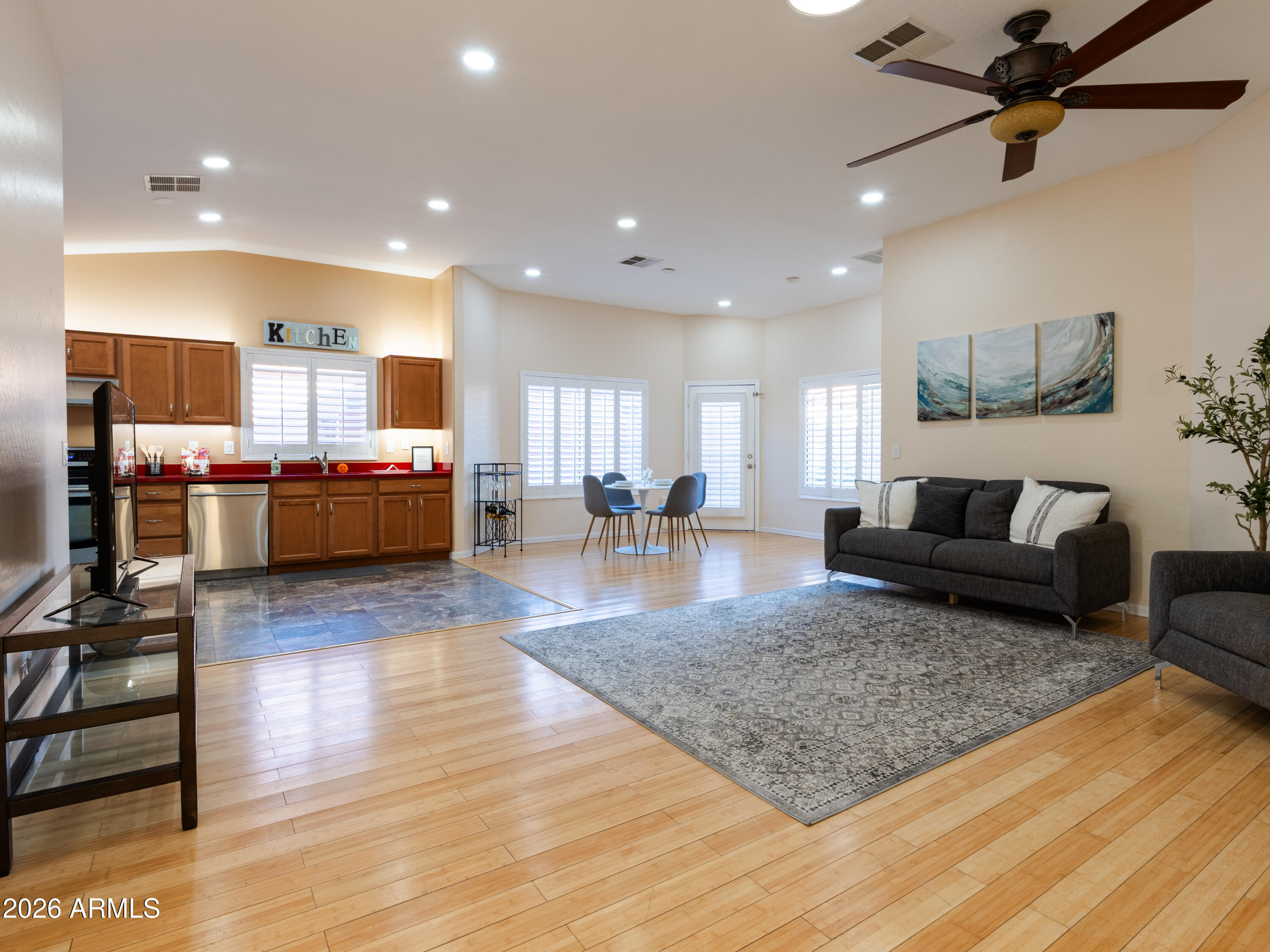 18803 North 16th Place Phoenix, AZ 85024 - Photo 4 of 31 DSC00345-HDR