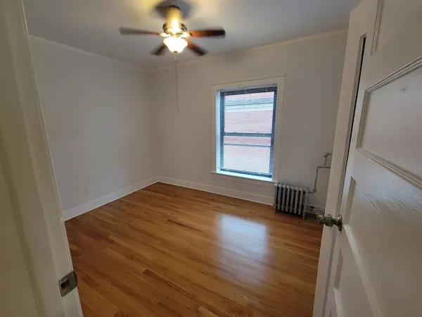 $3,950 | 716 Clark Street, Unit 1S, Evanston, IL 60201