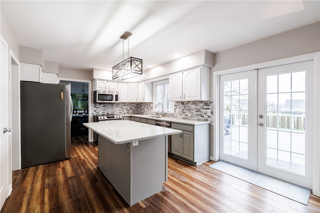 218 Frisbee Hill Road Greece, NY 14468 - Photo 12 of 34