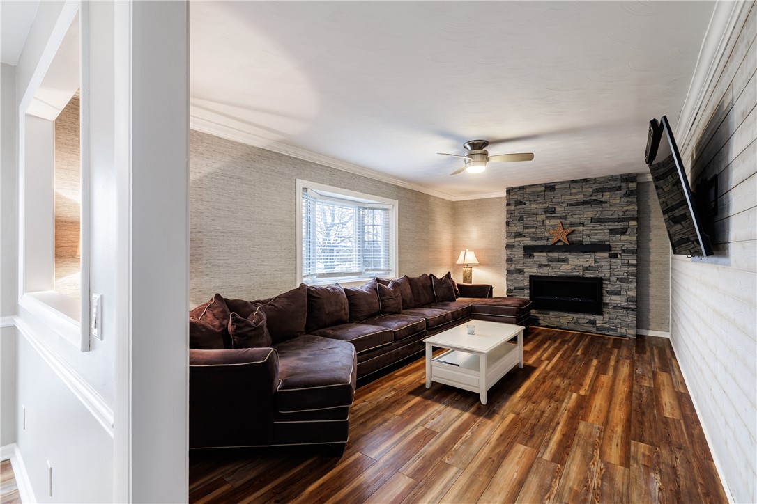 218 Frisbee Hill Road Greece, NY 14468 - Photo 14 of 34