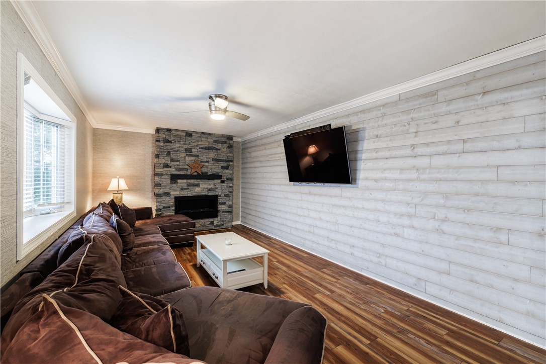 218 Frisbee Hill Road Greece, NY 14468 - Photo 15 of 34