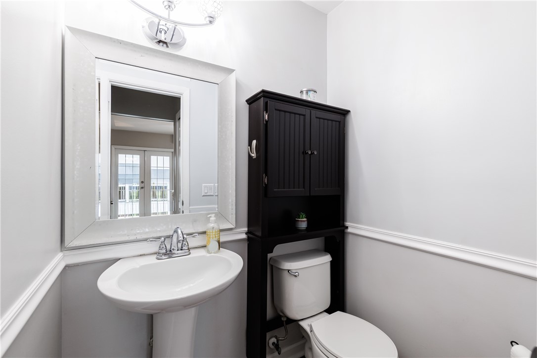 218 Frisbee Hill Road Greece, NY 14468 - Photo 17 of 34