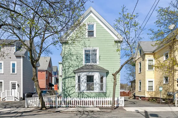 $850,000 | 1 English Street, Salem, MA 01970