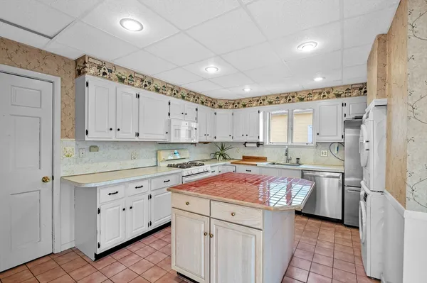 $850,000 | 1 English Street, Salem, MA 01970