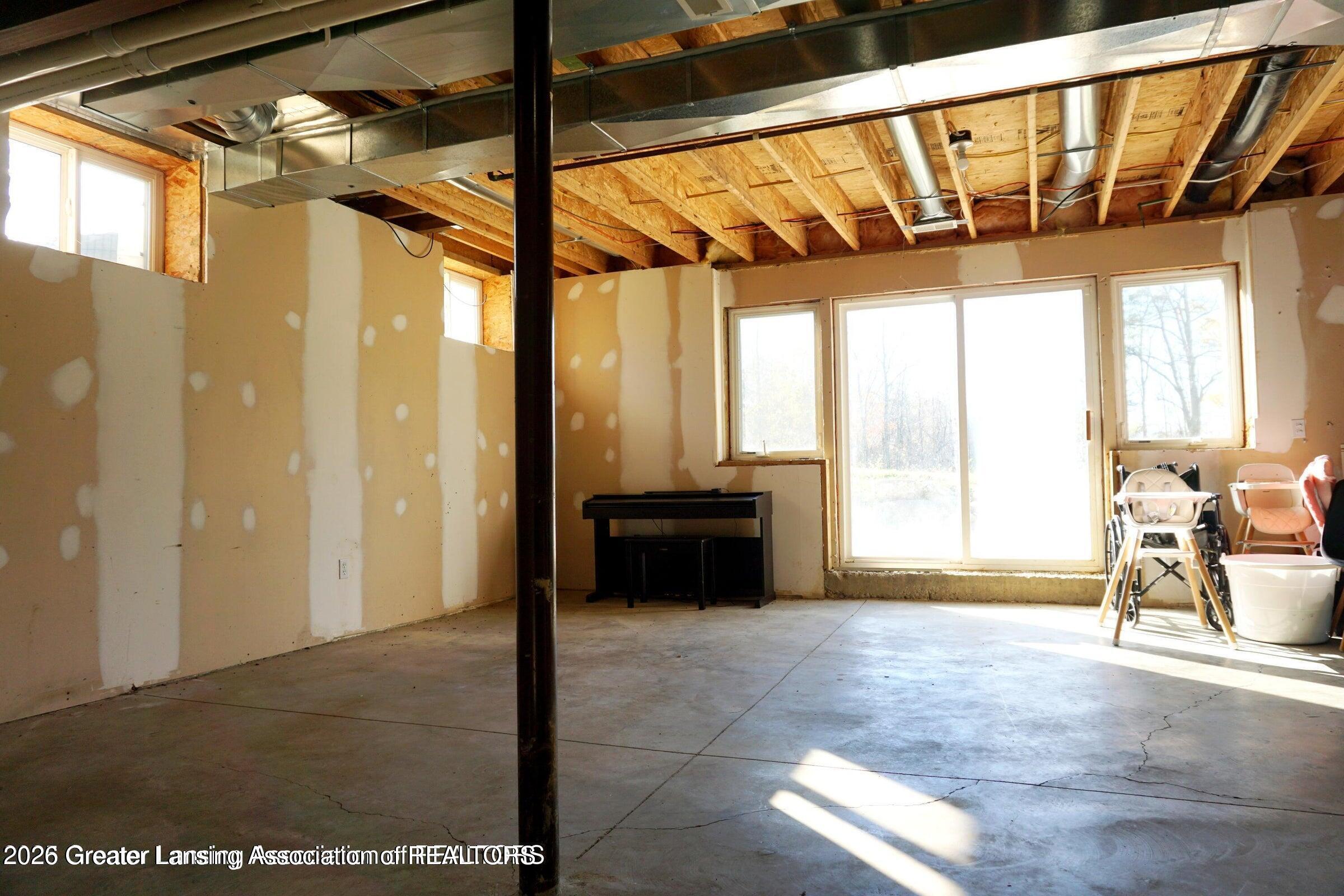 6480 Meridian Road Laingsburg, MI 48848 - Photo 71 of 91 20260401144452125676000000-o