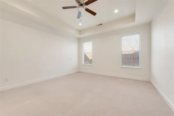 $2,800 | 1708 Prestwick Lane, Ennis, TX 75119