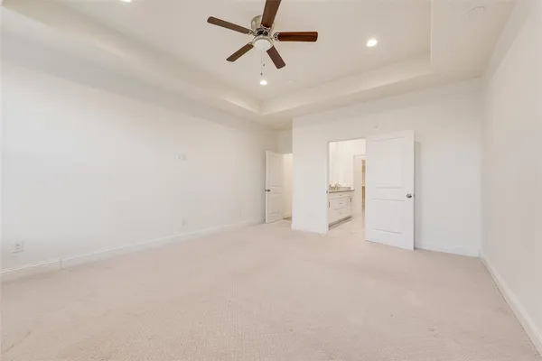 $2,800 | 1708 Prestwick Lane, Ennis, TX 75119