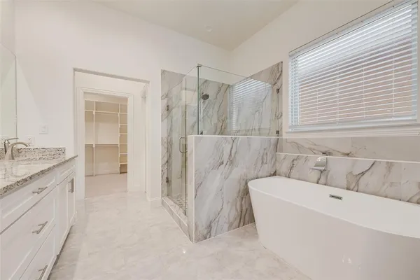 $2,800 | 1708 Prestwick Lane, Ennis, TX 75119