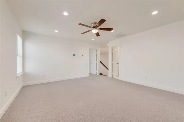 $2,800 | 1708 Prestwick Lane, Ennis, TX 75119