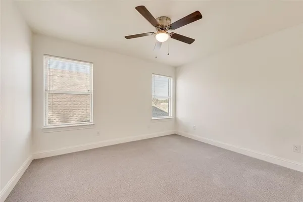 $2,800 | 1708 Prestwick Lane, Ennis, TX 75119