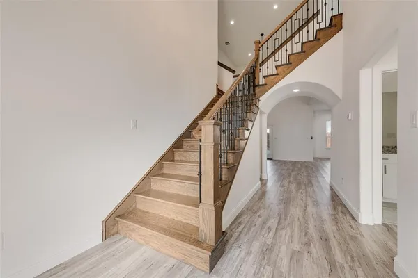 $2,800 | 1708 Prestwick Lane, Ennis, TX 75119