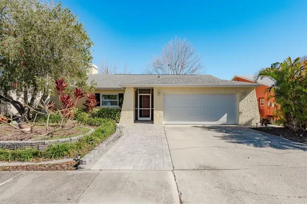 $474,900 | 241 Whisper Lake Road, Palm Harbor, FL 34683