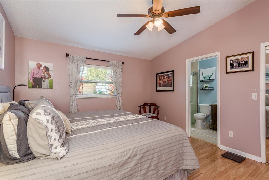 241 Whisper Lake Road Palm Harbor, FL 34683 - Photo 16 of 49