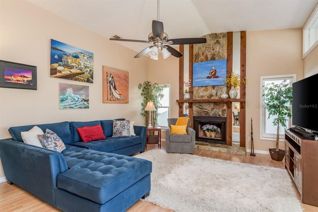 241 Whisper Lake Road Palm Harbor, FL 34683 - Photo 7 of 49