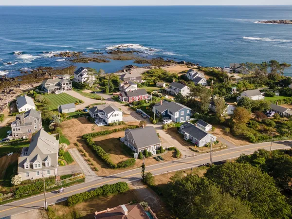$1,550,000 | 129 Fortunes Rocks Road, Biddeford, ME 04005