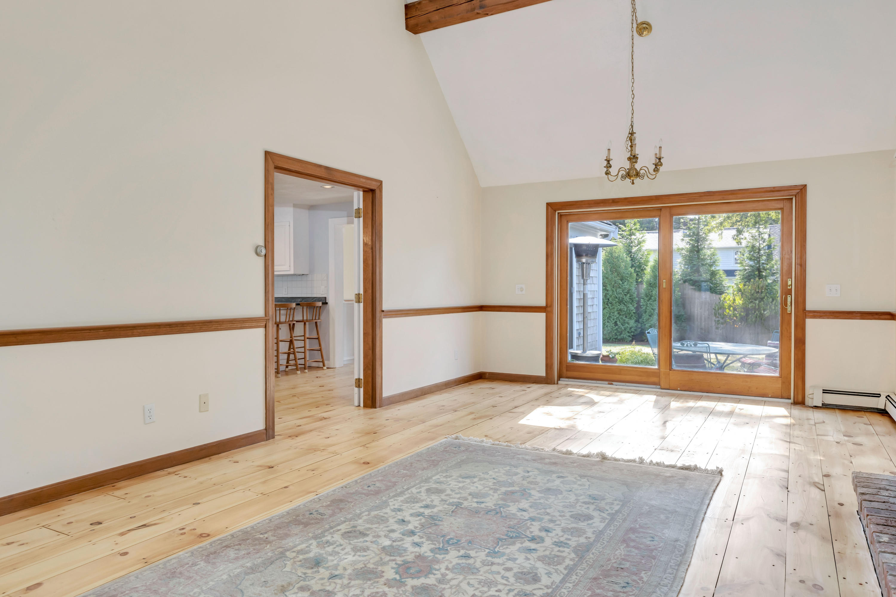 63 Emmons Road Falmouth, MA 02540 - Photo 6 of 49 63EmmLR-17