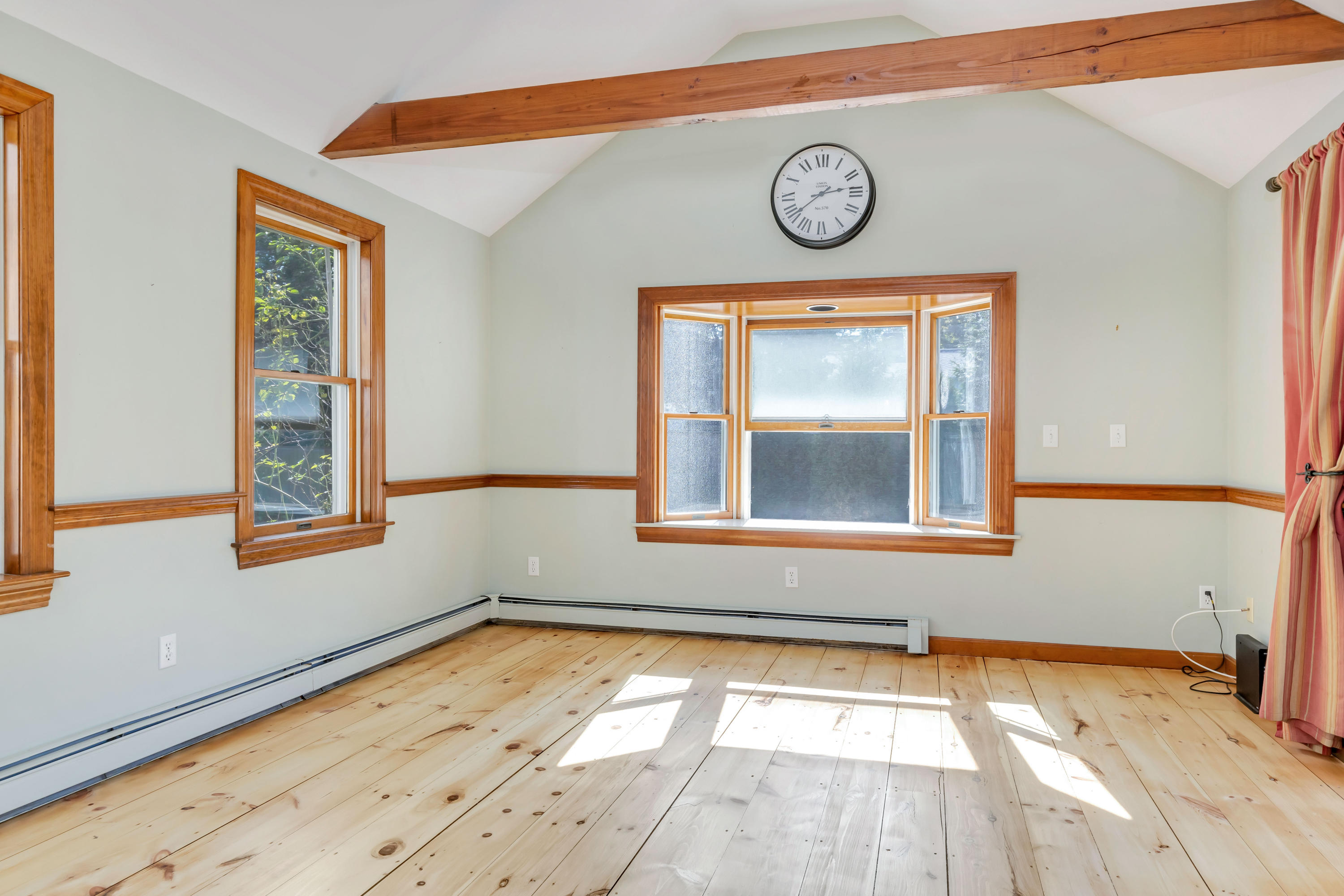 63 Emmons Road Falmouth, MA 02540 - Photo 8 of 49 63EmmLR-19