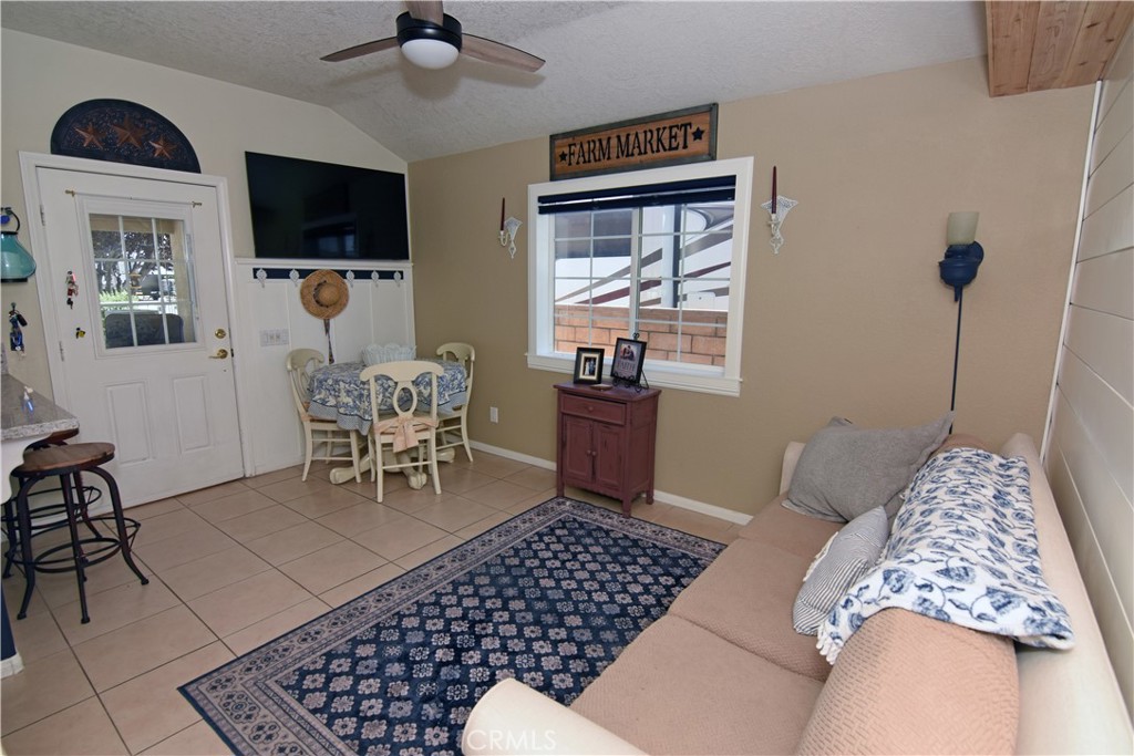 11620 Ridgemark Road Apple Valley, CA 92308 - Photo 10 of 27